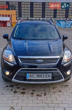 Внедорожник / Кроссовер Ford Kuga 2011 в 
