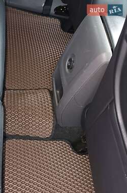 Внедорожник / Кроссовер Ford Kuga 2011 в 