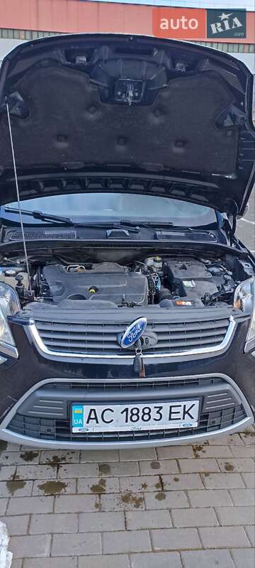 Позашляховик / Кросовер Ford Kuga 2011 в Луцьку