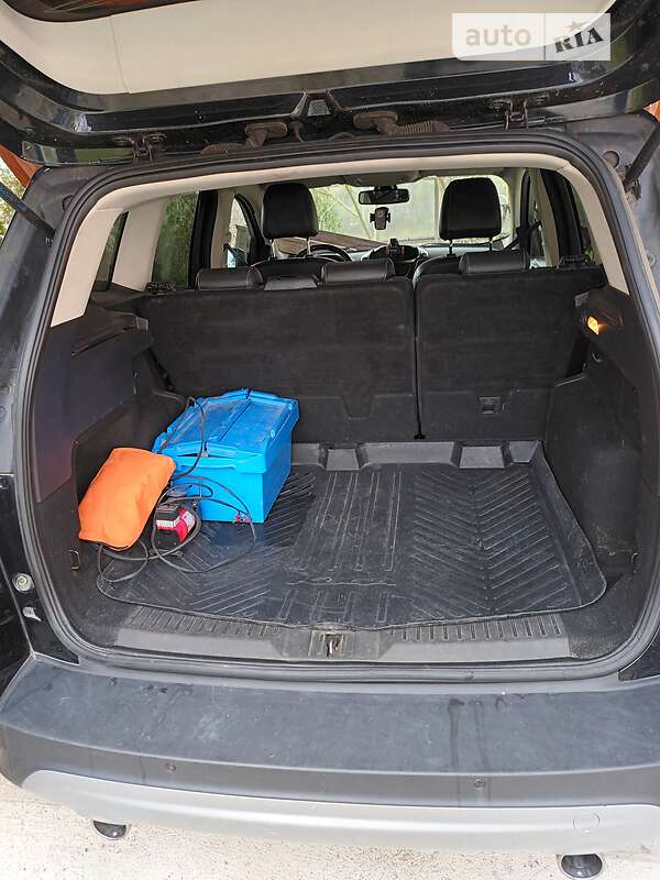 Внедорожник / Кроссовер Ford Kuga 2013 в Хусте