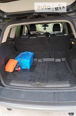 Внедорожник / Кроссовер Ford Kuga 2013 в 
