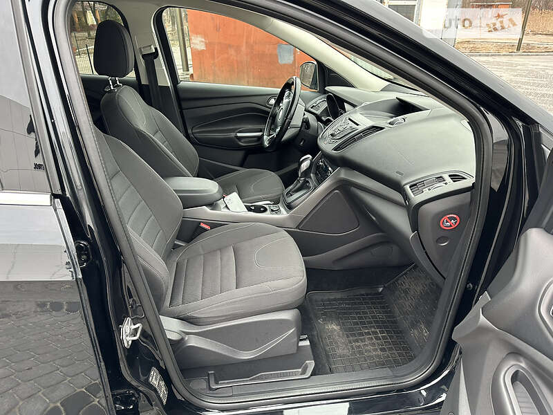 Внедорожник / Кроссовер Ford Kuga 2013 в Киеве