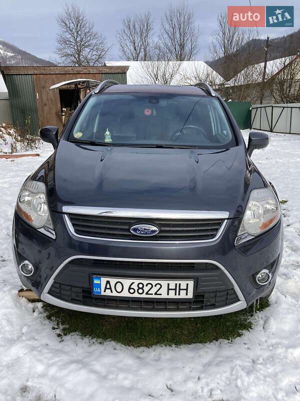 Внедорожник / Кроссовер Ford Kuga 2009 в Рахове