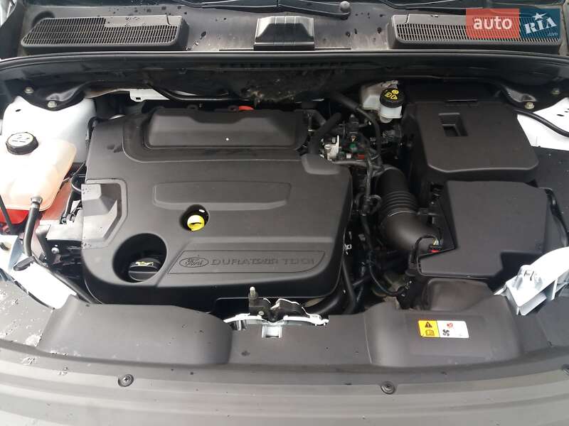 Позашляховик / Кросовер Ford Kuga 2011 в Шептицькому