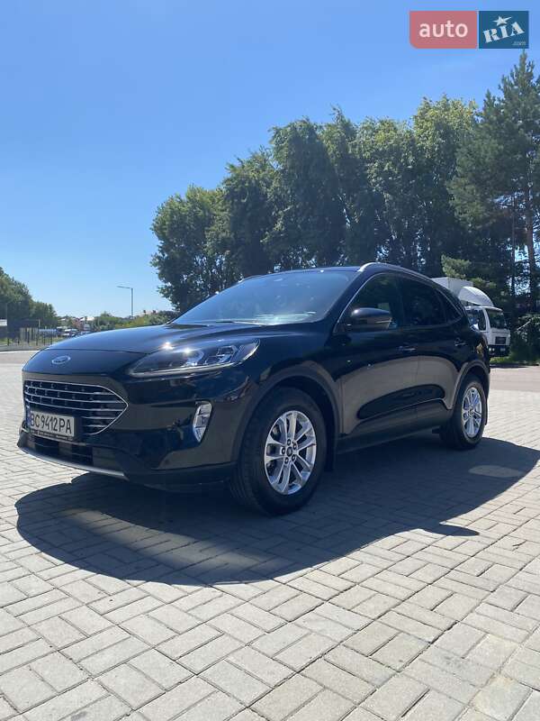 Ford Kuga 2021