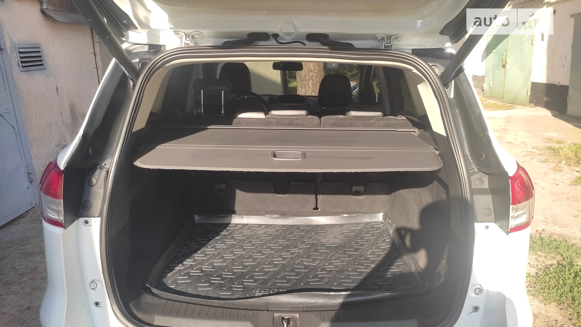 2015 Ford Kuga - мініатюра 17