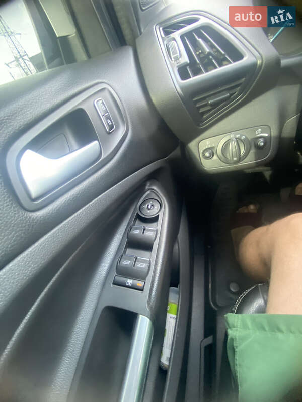 Позашляховик / Кросовер Ford Kuga 2013 в Львові