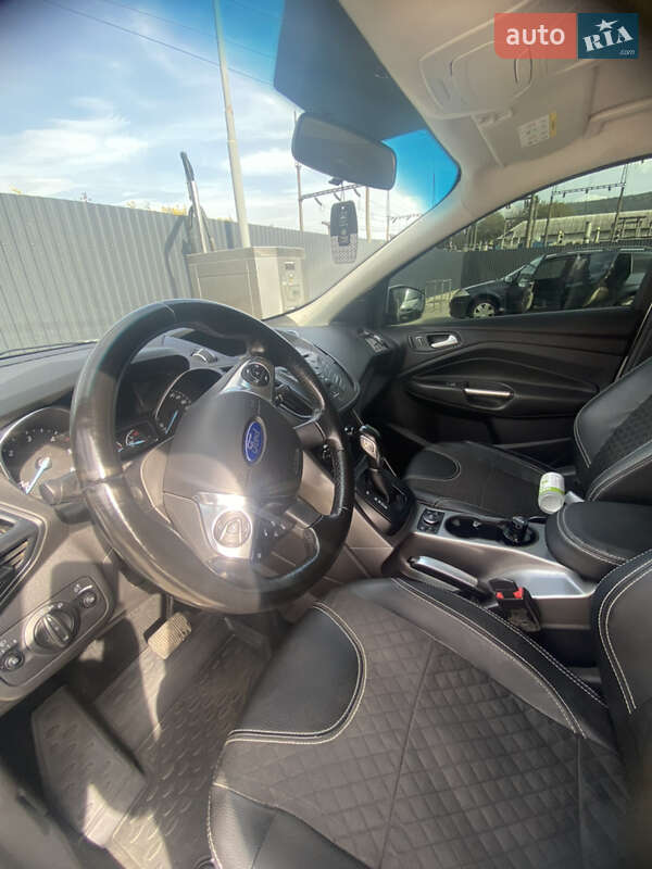 Позашляховик / Кросовер Ford Kuga 2013 в Львові