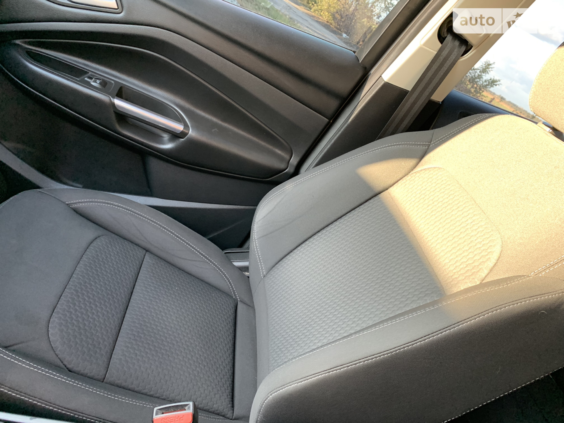 2017 Ford Kuga - мініатюра 13