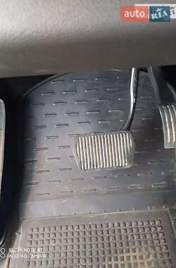 Внедорожник / Кроссовер Ford Kuga 2011 в 
