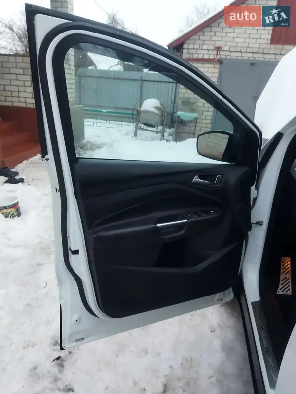 Ford Kuga 2013 VIN WF0AXXWPMADD87225 фото оголошення 6 з 55