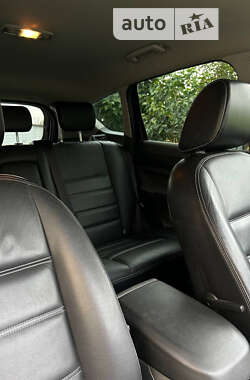 Внедорожник / Кроссовер Ford Kuga 2011 в 