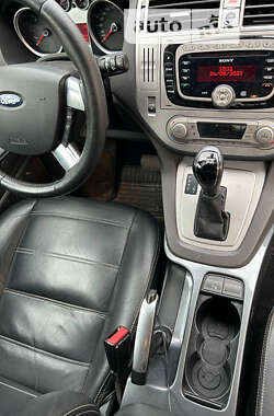 Внедорожник / Кроссовер Ford Kuga 2011 в 