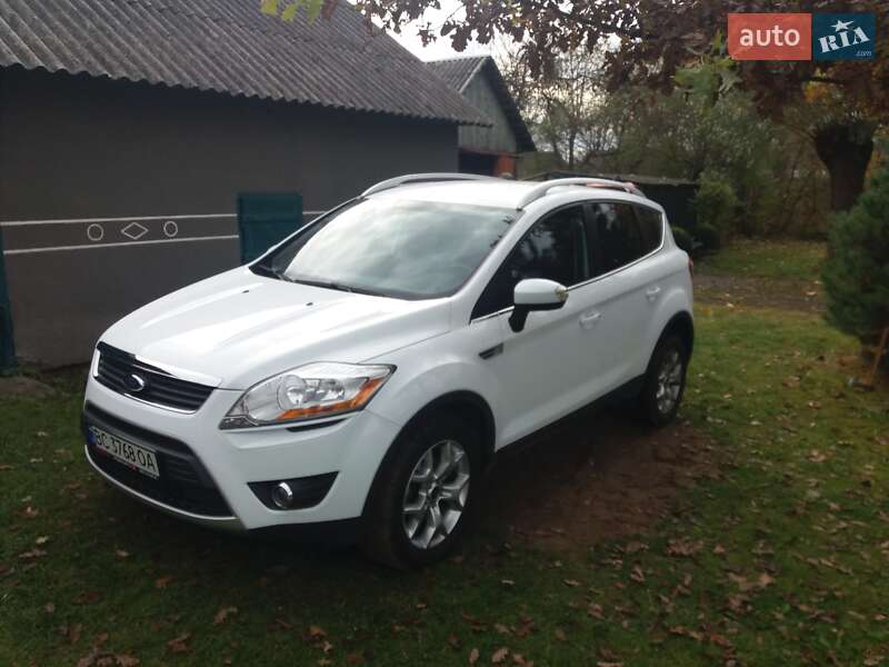Позашляховик / Кросовер Ford Kuga 2011 в Шептицькому