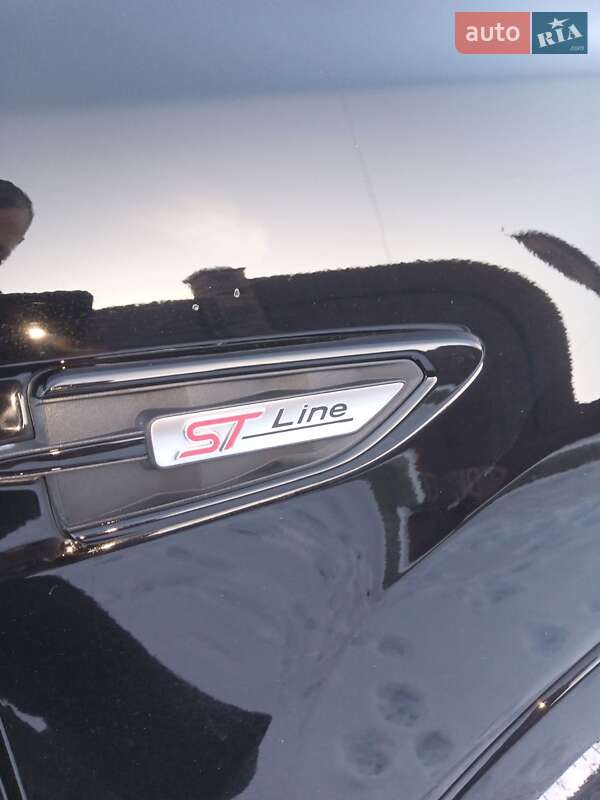 Внедорожник / Кроссовер Ford Kuga 2018 в Турке