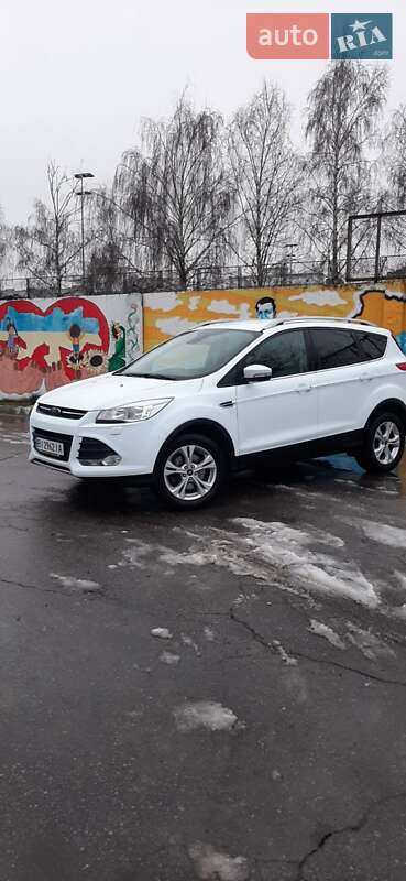 Ford Kuga 2016