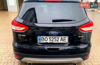 Внедорожник / Кроссовер Ford Kuga 2013 в 