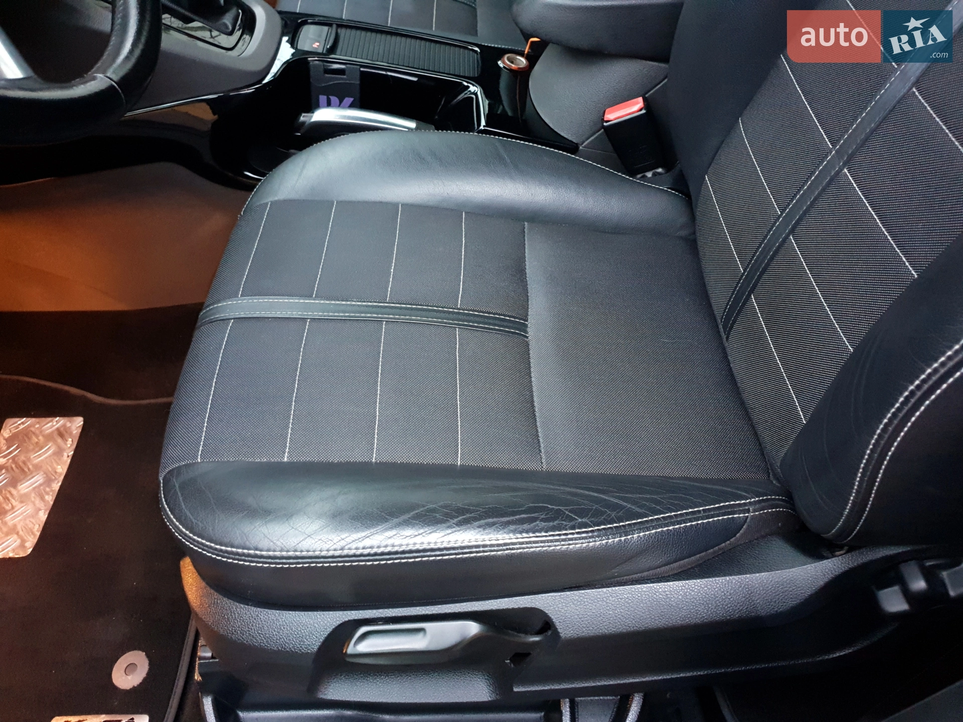 2012 Ford Kuga - мініатюра 36