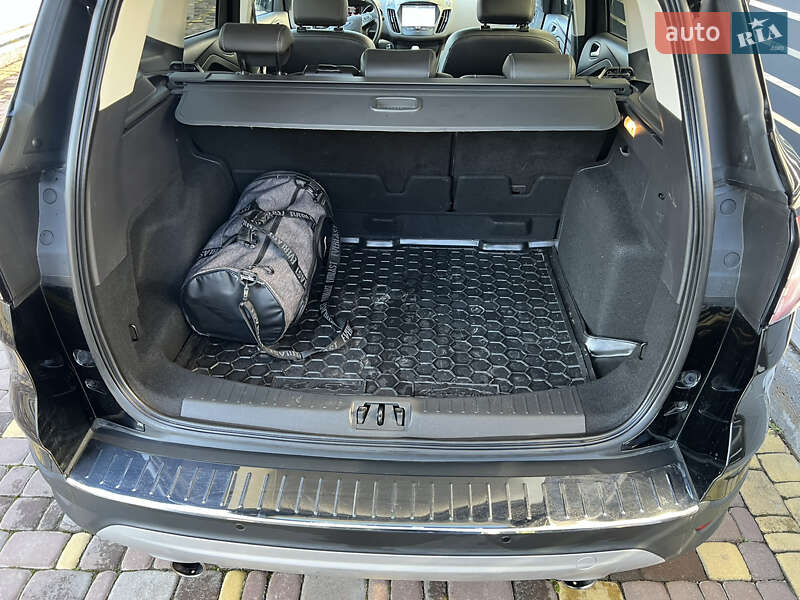 Внедорожник / Кроссовер Ford Kuga 2017 в Коломые