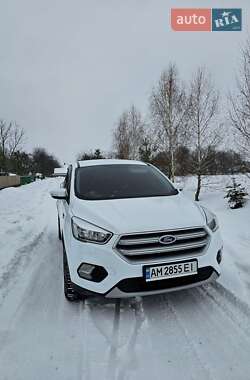 Позашляховик / Кросовер Ford Kuga 2019 в Овручі