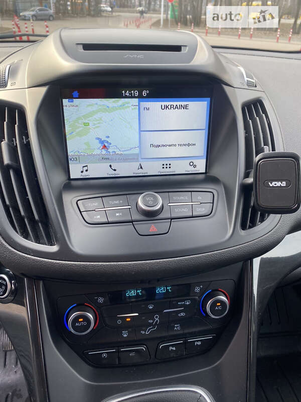 Внедорожник / Кроссовер Ford Kuga 2016 в Киеве фото 14 Внедорожник / Кроссовер Ford Kuga 2016 в Киеве