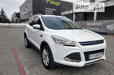 Позашляховик / Кросовер Ford Kuga 2015 в Івано-Франківську