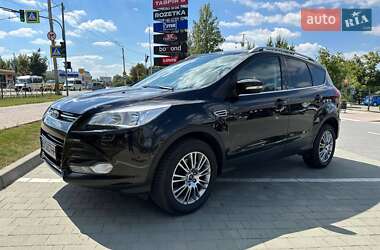 Внедорожник / Кроссовер Ford Kuga 2014 в 