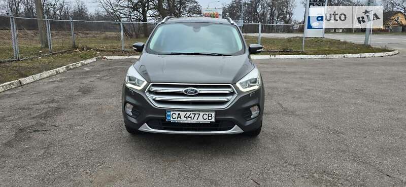 Внедорожник / Кроссовер Ford Kuga 2019 в Черкассах