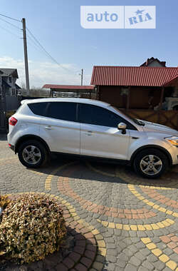 Внедорожник / Кроссовер Ford Kuga 2012 в Коломые
