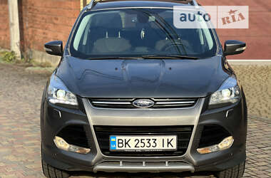 Позашляховик / Кросовер Ford Kuga 2013 в Рівному