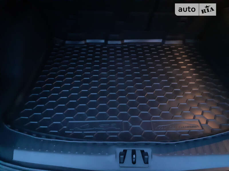 Внедорожник / Кроссовер Ford Kuga 2018 в Трускавце фото 33 Внедорожник / Кроссовер Ford Kuga 2018 в Трускавце