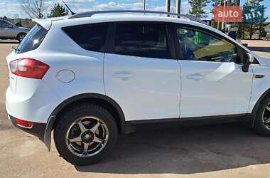Внедорожник / Кроссовер Ford Kuga 2011 в 