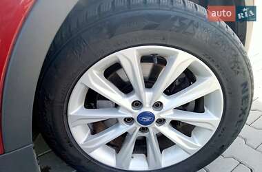 Внедорожник / Кроссовер Ford Kuga 2015 в 