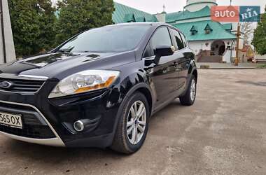 Внедорожник / Кроссовер Ford Kuga 2011 в Городке