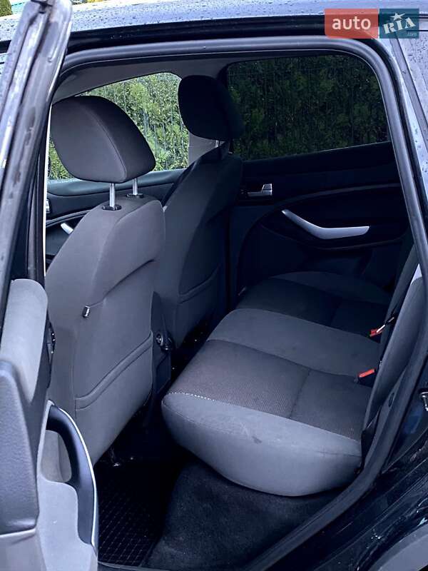 Внедорожник / Кроссовер Ford Kuga 2011 в Долине фото 7 Внедорожник / Кроссовер Ford Kuga 2011 в Долине