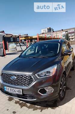 Позашляховик / Кросовер Ford Kuga 2016 в Шепетівці