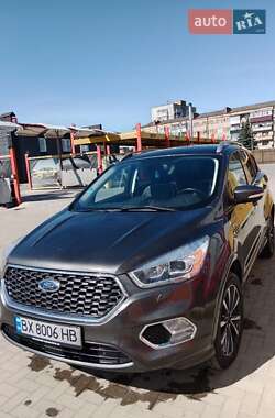 Внедорожник / Кроссовер Ford Kuga 2016 в 