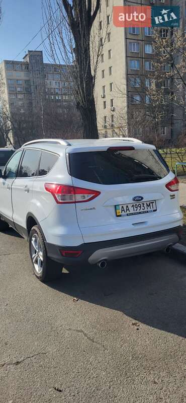 Внедорожник / Кроссовер Ford Kuga 2013 в Киеве