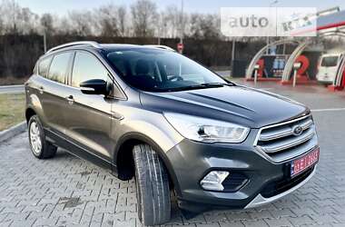 Внедорожник / Кроссовер Ford Kuga 2018 в Тернополе