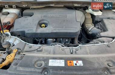 Внедорожник / Кроссовер Ford Kuga 2015 в Каменском