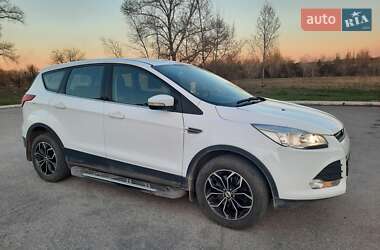 Внедорожник / Кроссовер Ford Kuga 2015 в Каменском