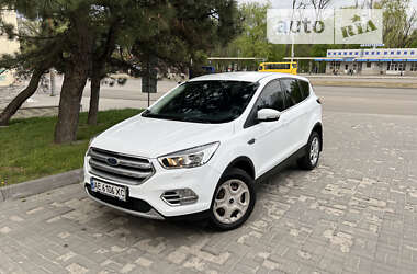 Позашляховик / Кросовер Ford Kuga 2019 в Дніпрі