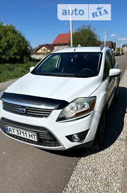 Внедорожник / Кроссовер Ford Kuga 2010 в Ивано-Франковске