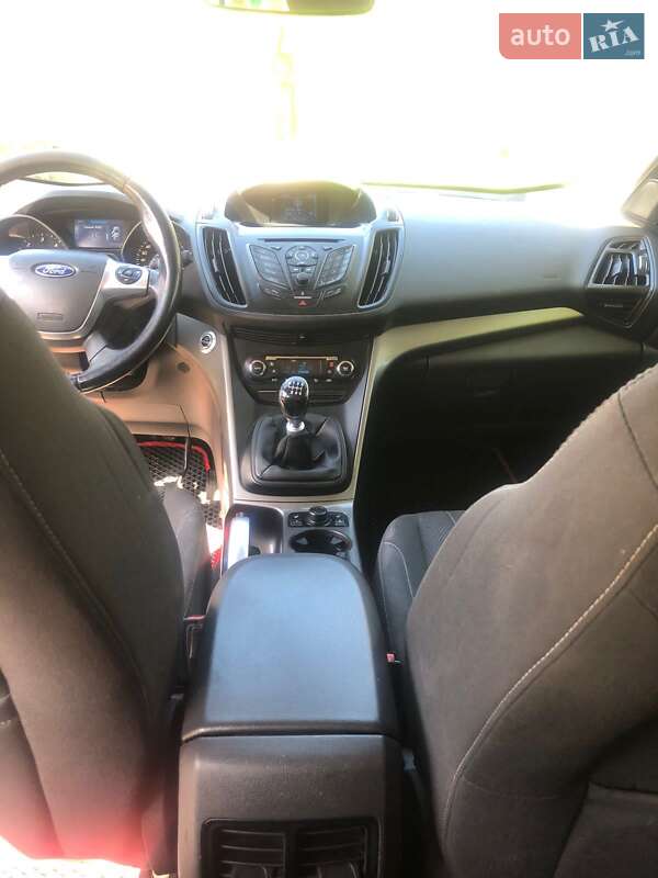 Внедорожник / Кроссовер Ford Kuga 2013 в Ужгороде фото 16 Внедорожник / Кроссовер Ford Kuga 2013 в Ужгороде