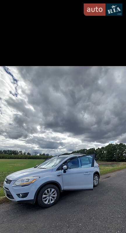 Внедорожник / Кроссовер Ford Kuga 2010 в Кегичевке