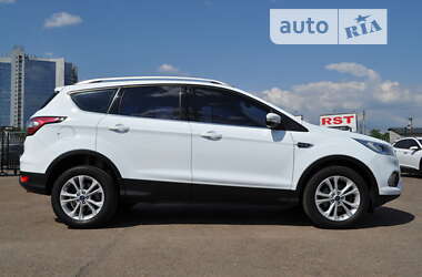 Внедорожник / Кроссовер Ford Kuga 2019 в Киеве