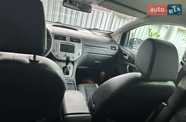 Внедорожник / Кроссовер Ford Kuga 2010 в 