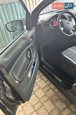 Внедорожник / Кроссовер Ford Kuga 2010 в 