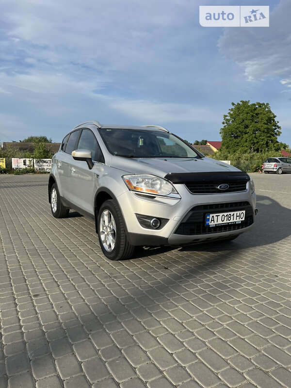 Позашляховик / Кросовер Ford Kuga 2012 в Снятині