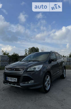 Внедорожник / Кроссовер Ford Kuga 2013 в Нетешине